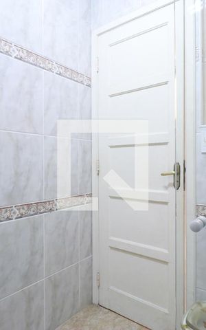 Casa à venda com 650m², 4 quartos e 5 vagasBanheiro de serviço