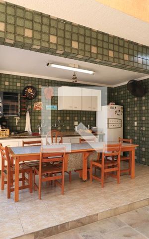 Casa à venda com 650m², 4 quartos e 5 vagasÁrea gourmet