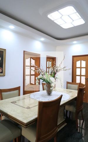 Casa à venda com 650m², 4 quartos e 5 vagasSala de Jantar