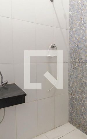 Apartamento para alugar com 30m², 1 quarto e sem vaga Apartamento para alugar com 30m², 1 quarto e sem vagaBanheiro