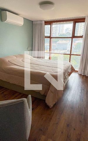 Studio à venda com 54m², 1 quarto e 1 vaga Studio à venda com 54m², 1 quarto e 1 vagaQuarto