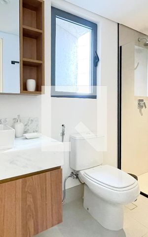 Studio à venda com 54m², 1 quarto e 1 vaga Studio à venda com 54m², 1 quarto e 1 vagaBanheiro
