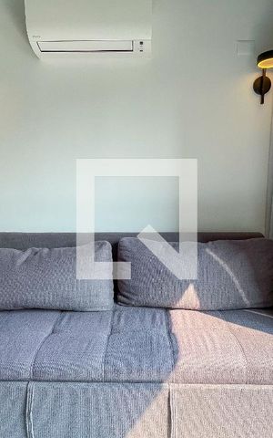 Studio à venda com 54m², 1 quarto e 1 vaga Studio à venda com 54m², 1 quarto e 1 vagaSala