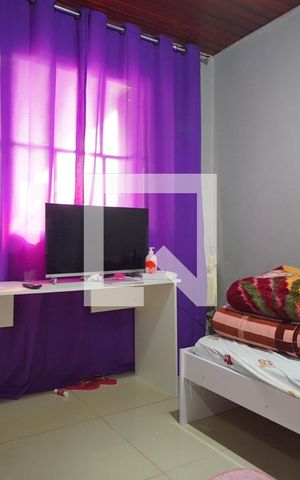 Casa para alugar com 54m², 2 quartos e 2 vagasQuarto 2
