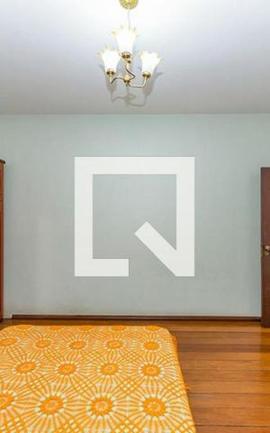 Casa à venda com 384m², 5 quartos e 4 vagas