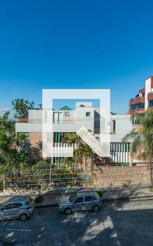 Casa à venda com 384m², 5 quartos e 4 vagas