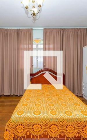 Casa à venda com 384m², 5 quartos e 4 vagas