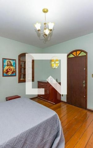 Casa à venda com 384m², 5 quartos e 4 vagas