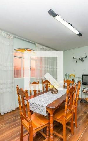 Casa à venda com 384m², 5 quartos e 4 vagas