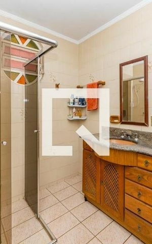 Casa à venda com 384m², 5 quartos e 4 vagas