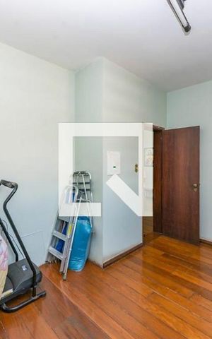Casa à venda com 384m², 5 quartos e 4 vagas