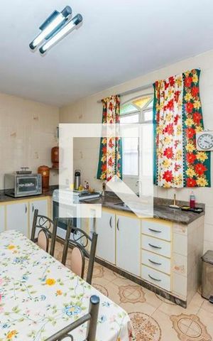 Casa à venda com 384m², 5 quartos e 4 vagas