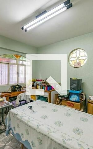 Casa à venda com 384m², 5 quartos e 4 vagas