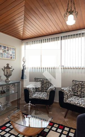 Apartamento à venda com 156m², 4 quartos e 3 vagasPiso superior Sala