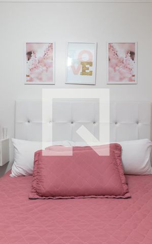 Apartamento à venda com 156m², 4 quartos e 3 vagasPiso superior quarto 