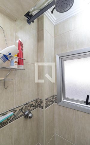 Apartamento à venda com 156m², 4 quartos e 3 vagas Piso superior Banheiro 