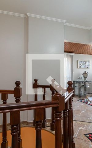 Apartamento à venda com 156m², 4 quartos e 3 vagasHall  Piso superior