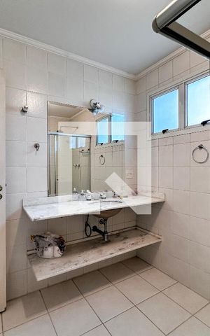 Apartamento à venda com 142m², 3 quartos e 3 vagasBanheiro Social