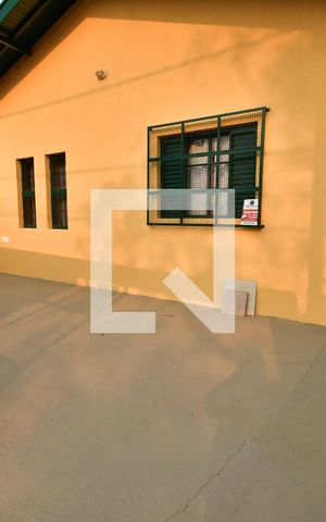 Casa para alugar com 80m², 1 quarto e 2 vagasGaragem