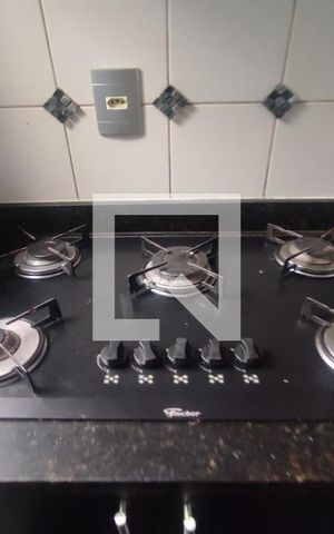 Casa de condomínio à venda com 130m², 4 quartos e 2 vagas Casa de condomínio à venda com 130m², 4 quartos e 2 vagas1º Pav - Cozinha