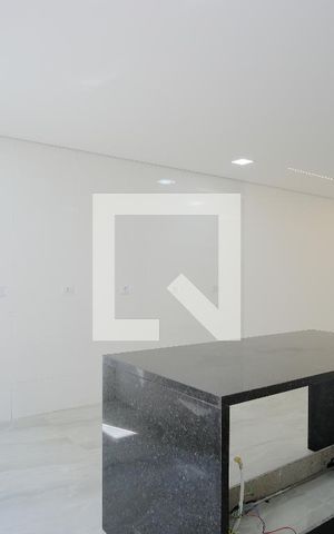 Casa para alugar com 250m², 4 quartos e 4 vagasCozinha
