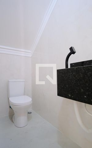Casa para alugar com 250m², 4 quartos e 4 vagasLavabo