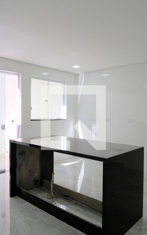 Casa para alugar com 250m², 4 quartos e 4 vagasCozinha