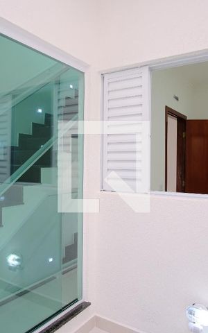 Casa para alugar com 250m², 4 quartos e 4 vagasEspaço entre Quartos