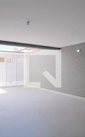 Casa para alugar com 250m², 4 quartos e 4 vagasGaragem