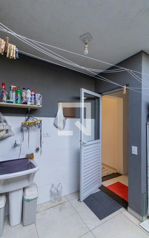 Casa de condomínio à venda com 100m², 3 quartos e 2 vagas Casa de condomínio à venda com 100m², 3 quartos e 2 vagasÁrea de Serviço