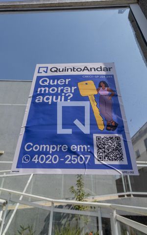 Casa de condomínio à venda com 100m², 3 quartos e 2 vagas Casa de condomínio à venda com 100m², 3 quartos e 2 vagasPlaquinha