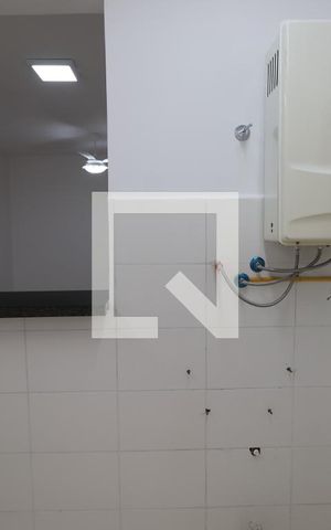 Apartamento à venda com 47m², 2 quartos e 1 vagaCozinha e Área de Serviço