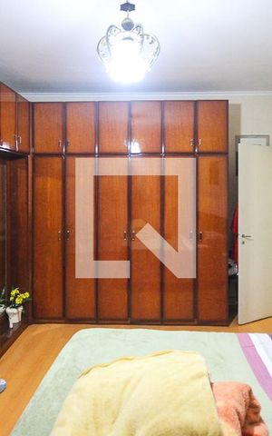 Casa para alugar com 300m², 3 quartos e 2 vagas Casa para alugar com 300m², 3 quartos e 2 vagasQuarto 2