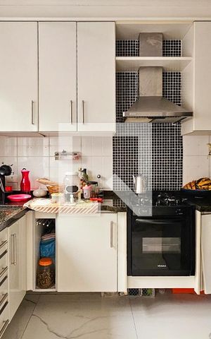Casa para alugar com 125m², 3 quartos e 2 vagas Casa para alugar com 125m², 3 quartos e 2 vagasCozinha