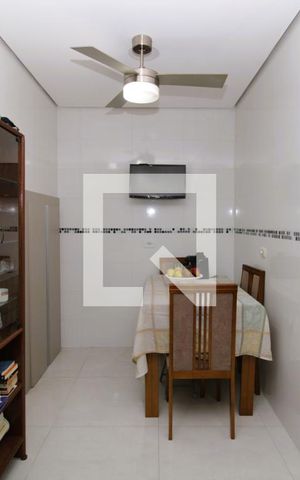 Casa de condomínio à venda com 102m², 3 quartos e 2 vagasCozinha
