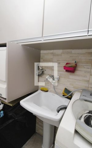 Casa de condomínio à venda com 102m², 3 quartos e 2 vagasÁrea de Serviço