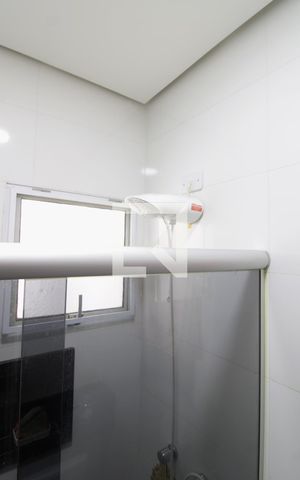Casa de condomínio à venda com 102m², 3 quartos e 2 vagasBanheiro da Suíte