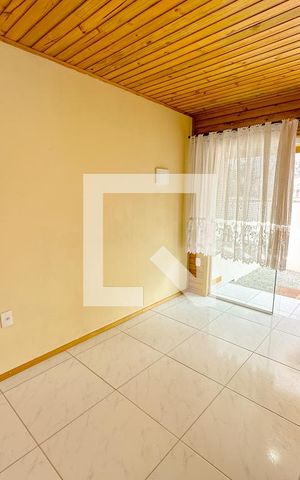 Apartamento para alugar com 50m², 2 quartos e 1 vagaSala