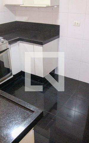 Casa à venda com 278m², 5 quartos e 1 vaga Casa à venda com 278m², 5 quartos e 1 vagaCozinha 2