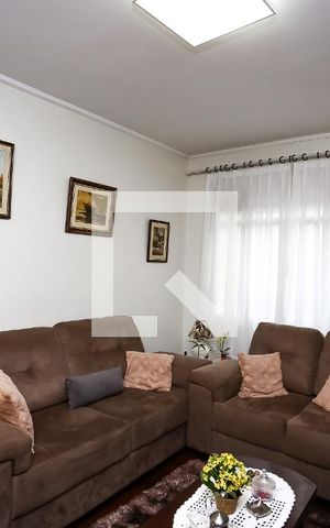 Casa à venda com 182m², 3 quartos e 2 vagas Casa à venda com 182m², 3 quartos e 2 vagasSala 1