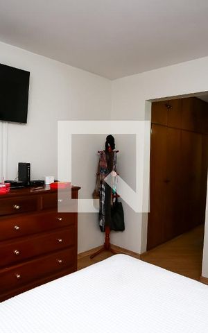 Casa à venda com 182m², 3 quartos e 2 vagas Casa à venda com 182m², 3 quartos e 2 vagassuíte