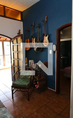 Casa à venda com 420m², 3 quartos e 2 vagasSala 2º piso