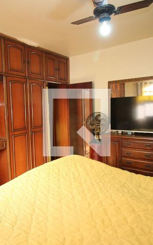 Casa à venda com 420m², 3 quartos e 2 vagasQuarto 3 - Suíte