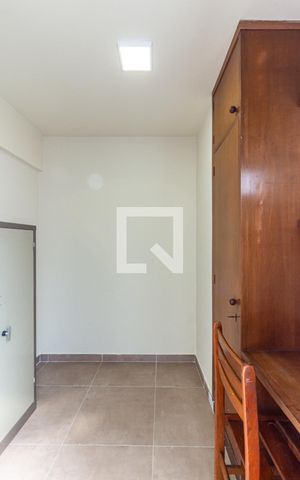 Apartamento para alugar com 95m², 3 quartos e 1 vaga Apartamento para alugar com 95m², 3 quartos e 1 vagaQuarto de Serviço