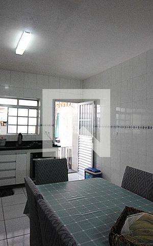 Casa à venda com 168m², 3 quartos e 1 vagaCozinha 