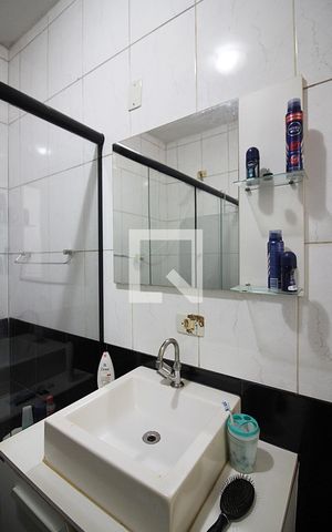 Casa à venda com 168m², 3 quartos e 1 vagaBanheiro Social