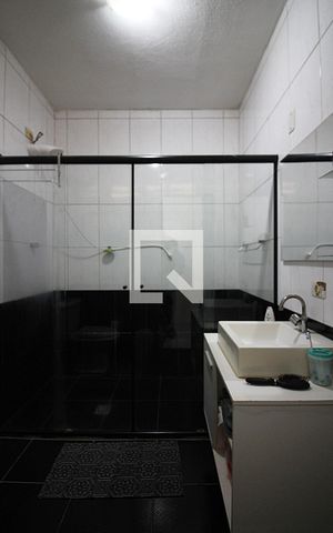 Casa à venda com 168m², 3 quartos e 1 vagaBanheiro Social