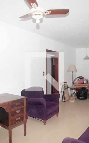 Apartamento à venda com 86m², 2 quartos e sem vagaSala
