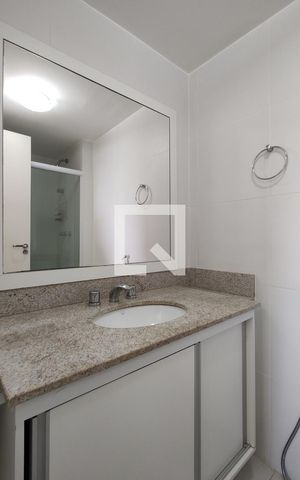 Apartamento para alugar com 70m², 2 quartos e 1 vagaBanheiro da Suíte