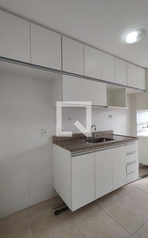 Apartamento para alugar com 70m², 2 quartos e 1 vagaCozinha - Armários